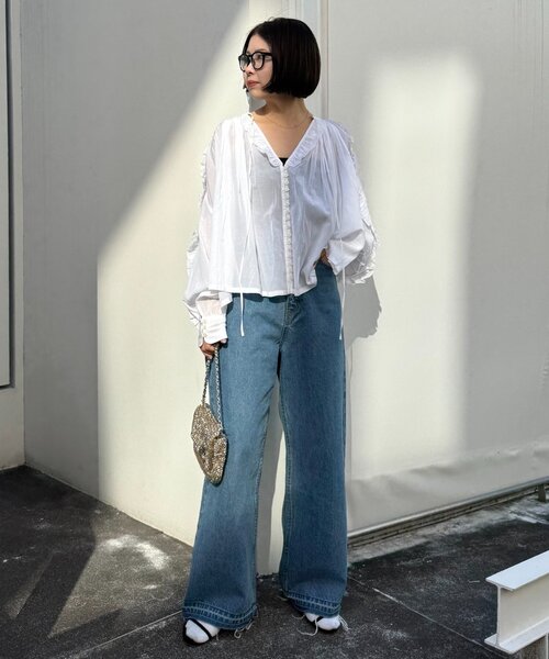 WILLOW（ウィロー）の「【willow】シアーフリルボリュームブラウス（シャツ/ブラウス・レディース・ホワイト・ONE SIZE）」の13枚目の写真