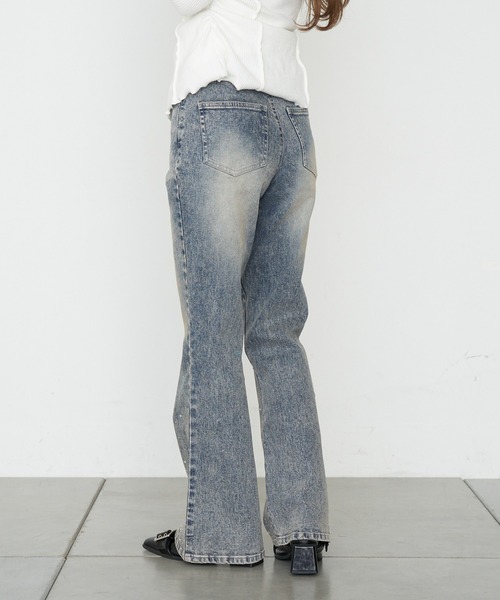 RAY CASSIN(レイカズン)の「【2サイズ展開】ラインストーンフレアデニムパンツ(デニムパンツ・レディース・ブルー/ブラック/スカイブルー・S/M)」の20枚目の写真