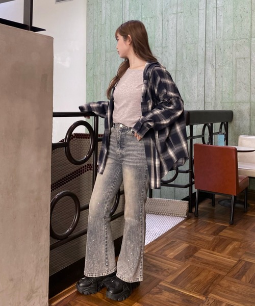 RAY CASSIN(レイカズン)の「【2サイズ展開】ラインストーンフレアデニムパンツ(デニムパンツ・レディース・ブルー/ブラック/スカイブルー・S/M)」の14枚目の写真