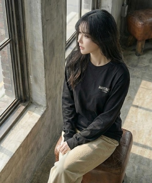 Dalfwin(ダールフィン)の「韓国ファッション MAVERICKプリント長袖Tシャツ(Tシャツ/カットソー・レディース・ブラック/ホワイト・FREE)」の15枚目の写真