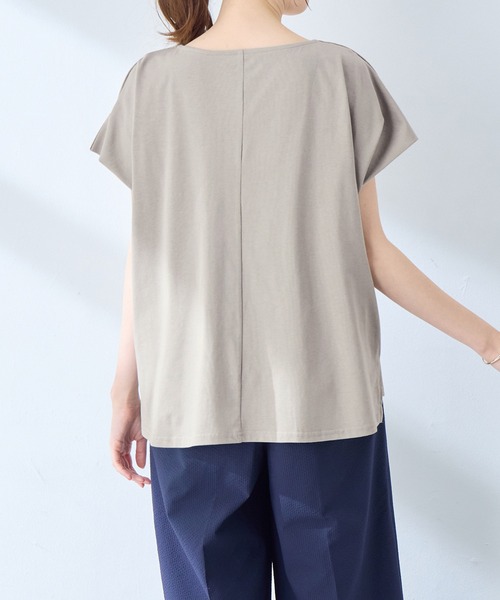 alotta(アロッタ)の「ひんやりタックデザインTシャツ(Tシャツ/カットソー・レディース・ブラック/グレイッシュベージュ/ライラック/ブルー/ホワイト/ネイビー・M/L/LL)」の12枚目の写真
