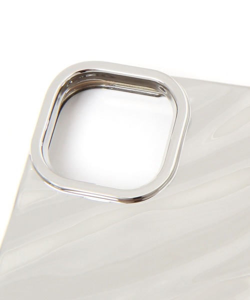 LAKOLE（ラコレ）の「なみなみiPhoneケース[iPhone13/14/15] / 647304（スマホケース/カバー・レディース・その他1・FREE）」の3枚目の写真