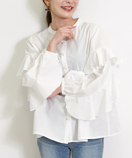 CHhdmn(シーエイチヒデモン)の「パールボタン フリルスリーブ 長袖ブラウス / フェミニン(シャツ/ブラウス・レディース・ライトブルー/ブラック/ホワイト/イエロー・M/L/FREE)」の1枚目の写真