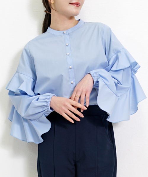 CHhdmn(シーエイチヒデモン)の「パールボタン フリルスリーブ 長袖ブラウス / フェミニン(シャツ/ブラウス・レディース・ライトブルー/ブラック/ホワイト/イエロー・M/L/FREE)」の3枚目の写真