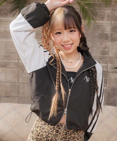 ANAP GiRL(アナップガール)の「クロップド シャカブルゾン(ブルゾン・キッズ・ライトピンク/ブラック/グレー・XS/S/M)」の4枚目の写真