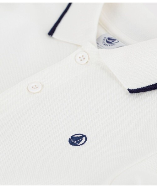 PETIT BATEAU（プチバトー）の「鹿の子編み半袖ポロシャツ（ポロシャツ・キッズ・オフホワイト/ブルー・3YEAR/4YEAR/5YEAR）」の4枚目の写真