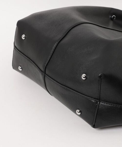 tood.（トード）の「【tood.】2way フェイクレザー トートバッグ ショルダーバッグ（トートバッグ・レディース・ブラック/キャメル/モカ・FREE）」の6枚目の写真