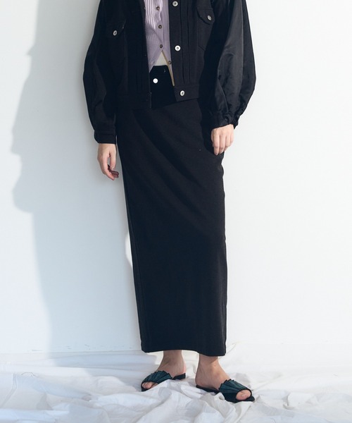 Muel Chic(ミュエルシック)の「Nove sweat denim skirt ノーヴェスウェットデニムスカート(スカート・レディース・ブルー/ブラック/インディゴブルー・FREE)」の2枚目の写真