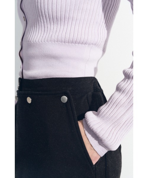 Muel Chic(ミュエルシック)の「Nove sweat denim skirt ノーヴェスウェットデニムスカート(スカート・レディース・ブルー/ブラック/インディゴブルー・FREE)」の9枚目の写真