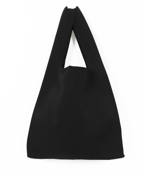 1minute 1second（ワンミニットワンセカンド）の「mko13400-1MINUTE 1SECOND logo knit bag with heart patch ニットバッグ(1M26N330)（トートバッグ・メンズ・ブラック×ホワイト/ブラック×ブルー/ブラック×ピンク・FREE）」の17枚目の写真