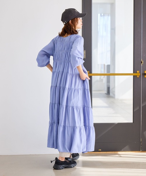 studio CLIP（スタディオクリップ）の「ダブルフロントティアードワンピース（ワンピース・レディース・ライトベージュ/ライトパープル/ネイビー・FREE）」の20枚目の写真