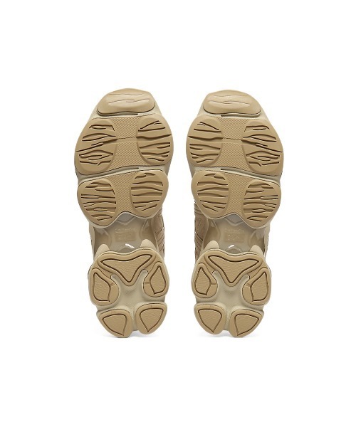 Onitsuka Tiger(オニツカタイガー)の「TIGRUN / ティグラン(スニーカー・レディース・ベージュ系・29/28.5/28/27.5/27/26.5/26/25.5/25/24.5/24/23.5/23/22.5)」の10枚目の写真