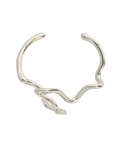 Ameri（アメリ）の「TWISTING WAVE DESIGN BANGLE（ブレスレット・レディース・ゴールド/シルバー・FREE）」の4枚目の写真