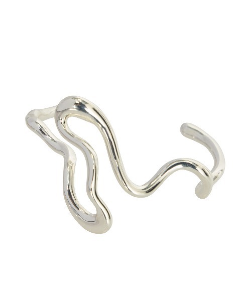Ameri（アメリ）の「TWISTING WAVE DESIGN BANGLE（ブレスレット・レディース・ゴールド/シルバー・FREE）」の5枚目の写真