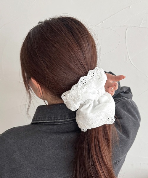 apres jour（アプレジュール）の「【apres jour×ARIAZ】コットンレースシュシュ（シュシュ・レディース・ブラック/ホワイト・FREE）」の3枚目の写真