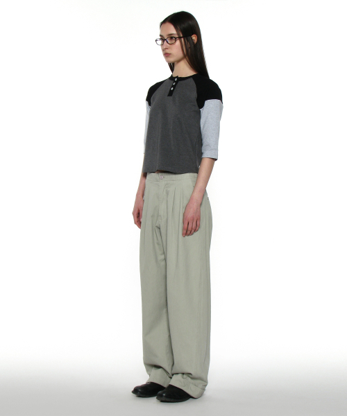 PARTIMENTO WOMEN(パルティメントウィメン)の「PWC ヘンリーネックスリークォータースリーブTシャツ_チャコールメランジ(Tシャツ/カットソー・レディース・その他・SMALL/MEDIUM/LARGE)」の3枚目の写真