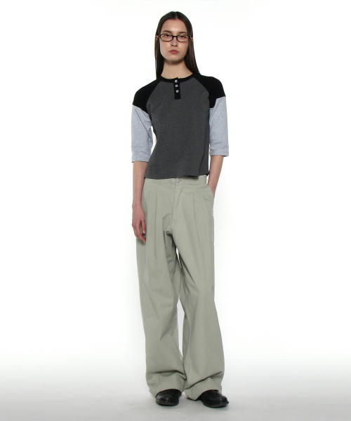 PARTIMENTO WOMEN(パルティメントウィメン)の「PWC ヘンリーネックスリークォータースリーブTシャツ_チャコールメランジ(Tシャツ/カットソー・レディース・その他・SMALL/MEDIUM/LARGE)」の6枚目の写真