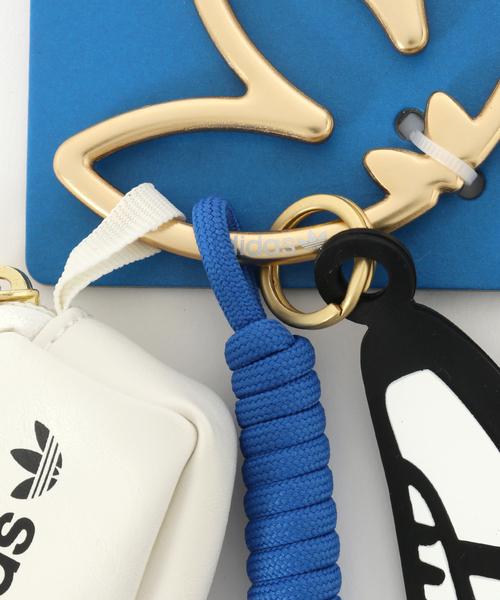 Spick & Span(スピックアンドスパン)の「adidas / アディダス KEY CHAIN(キーケース/キーアクセサリー・レディース・グリーン・FREE)」の5枚目の写真