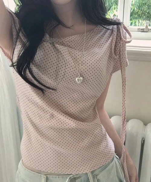 shyam inspiration(シャムインスピレーション)の「ドット柄オフショルダータイトTシャツ/半袖/チョーカー(Tシャツ/カットソー・レディース・ブラック/ライトピンク/ホワイト・M/S)」の10枚目の写真