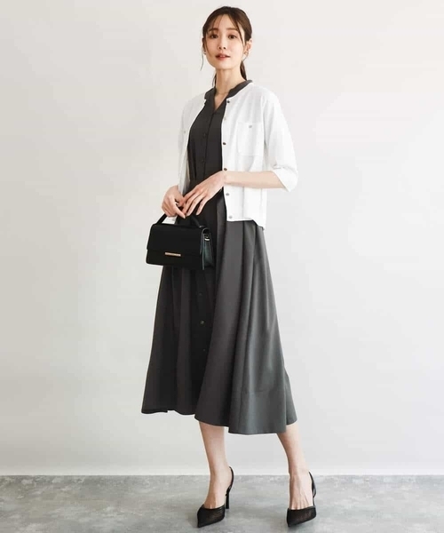 MK MICHEL KLEIN（エムケーミッシェルクラン）の「[洗える]フレアースリーブ ベルト付きワンピース（ワンピース・レディース・ライトグレー/ライトイエロー・38）」の4枚目の写真