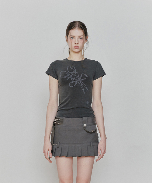 PAIN OR PLEASURE(ペインオアプレジャー)の「FRAGILE GRAPHIC TEE charcoal(Tシャツ/カットソー・レディース・その他・SMALL/MEDIUM)」の2枚目の写真