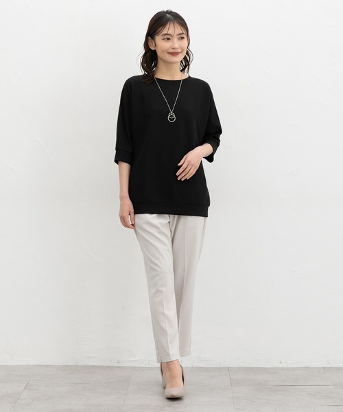 Honeys(ハニーズ)の「【ハニさら・接触冷感・UVカット】6分袖アクセ付ドルマントップス(Tシャツ/カットソー・レディース・アイボリー/ブラック/ブルー/イエロー/ベージュ・L/LL/M)」の19枚目の写真