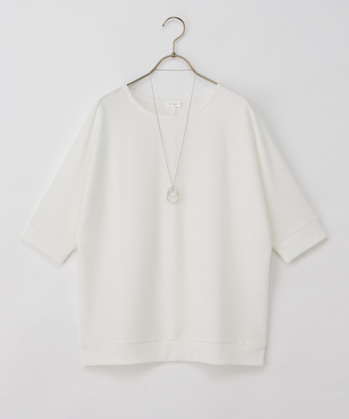 Honeys(ハニーズ)の「【ハニさら・接触冷感・UVカット】6分袖アクセ付ドルマントップス(Tシャツ/カットソー・レディース・アイボリー/ブラック/ブルー/イエロー/ベージュ・L/LL/M)」の14枚目の写真