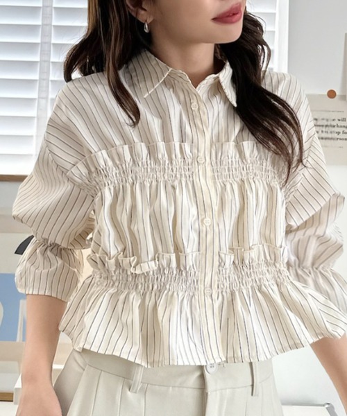 Ada.(エイダ)の「シャーリング フリル切替 5分丈 ブラウス(シャツ/ブラウス・レディース・イエロー/サックスブルー/オフホワイト/ホワイト×ブラック・FREE)」の14枚目の写真