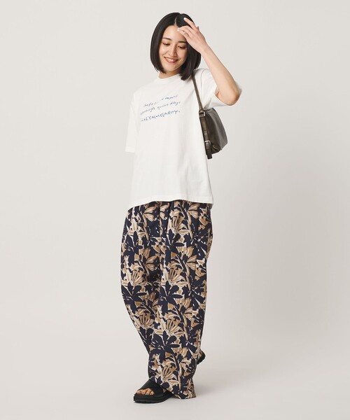 BEAUTY&YOUTH UNITED ARROWS（ビューティーアンドユースユナイテッドアローズ）の「【WEB限定】フラワープリント イージーパンツ ウォッシャブル（その他パンツ・レディース・ケリーグリーン/オレンジ/ネイビー・L/M/S）」の9枚目の写真