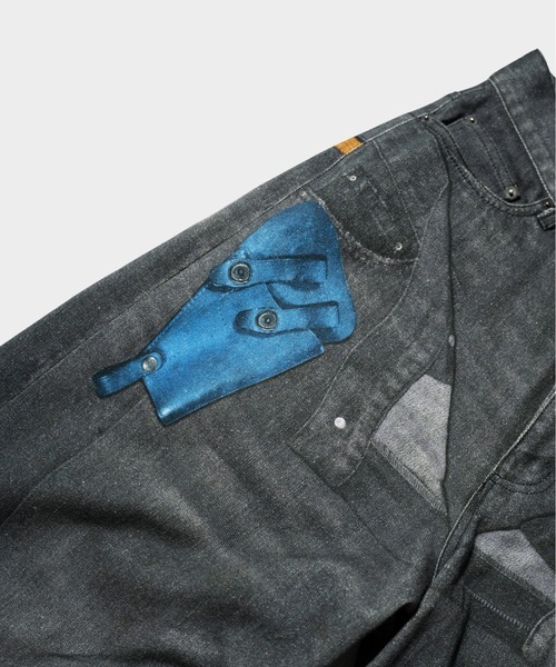 Camphor wood(カンファーウッド)の「PISTOL HOLSTER COWBOY PRINT DENIM / ピストルホルスターウエスタン転写デニムパンツ(その他パンツ・メンズ・ブラック系・SMALL/MEDIUM/LARGE)」の5枚目の写真