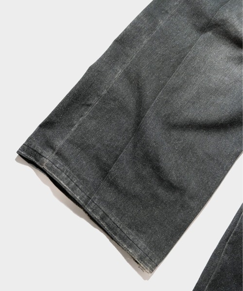 Camphor wood(カンファーウッド)の「PISTOL HOLSTER COWBOY PRINT DENIM / ピストルホルスターウエスタン転写デニムパンツ(その他パンツ・メンズ・ブラック系・SMALL/MEDIUM/LARGE)」の2枚目の写真