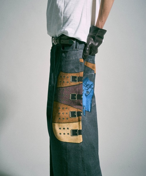 Camphor wood(カンファーウッド)の「PISTOL HOLSTER COWBOY PRINT DENIM / ピストルホルスターウエスタン転写デニムパンツ(その他パンツ・メンズ・ブラック系・SMALL/MEDIUM/LARGE)」の14枚目の写真