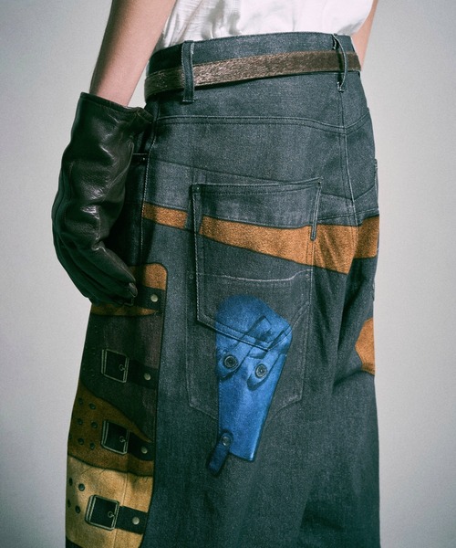 Camphor wood(カンファーウッド)の「PISTOL HOLSTER COWBOY PRINT DENIM / ピストルホルスターウエスタン転写デニムパンツ(その他パンツ・メンズ・ブラック系・SMALL/MEDIUM/LARGE)」の11枚目の写真