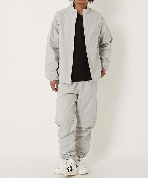 HIGH! STANDARD(ハイスタンダード)の「BEIMAR × HIGH! STANDARD /コンバーティブル ウォーター リペレントパンツ(カーゴパンツ・メンズ・クリーム/ダルブルー系・M/L/XL)」の3枚目の写真
