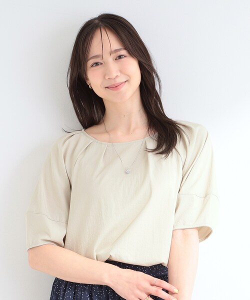 SHOO・LA・RUE(シューラルー)の「【S-LL/洗濯機可/セットアップ可】軽凛(かろりん) ひんやりタックブラウス(シャツ/ブラウス・レディース・ブラウン系その他/ブルー/ナチュラル/チャコールグレー・04/03/02/01)」の21枚目の写真