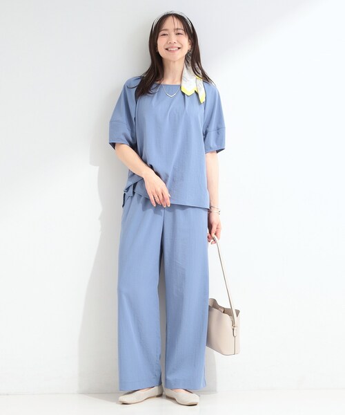 SHOO・LA・RUE(シューラルー)の「【S-LL/洗濯機可/セットアップ可】軽凛(かろりん) ひんやりタックブラウス(シャツ/ブラウス・レディース・ブラウン系その他/ブルー/ナチュラル/チャコールグレー・04/03/02/01)」の7枚目の写真