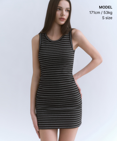 MUSINSA STANDARD WOMAN（ムシンサスタンダードウーマン）の「ウィメンズストライプタンクドレス[ブラック]（ワンピース・レディース・その他・X-SMALL/SMALL/MEDIUM/LARGE）」の2枚目の写真