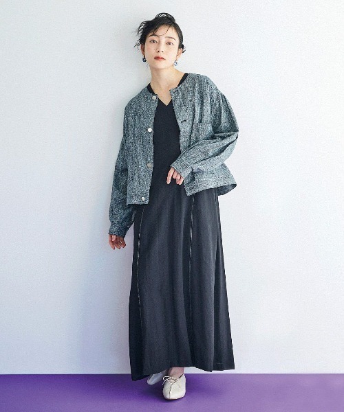 mensha!(メンシャ)の「mensha!まるでデニム!? 軽くてやわらかいデニガーゼシャツジャケット(ノーカラージャケット・レディース・インディゴブルー/ライトブラック/ライトブルー・L/M/3L/LL)」の4枚目の写真
