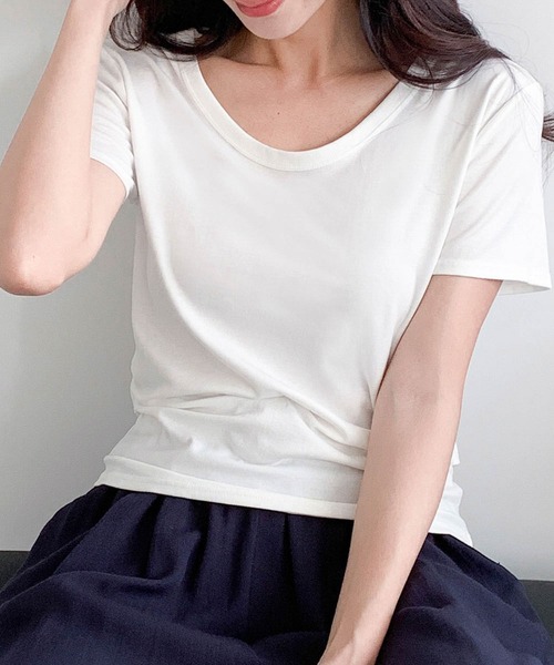 LOWO(ロワ)の「【M/Lサイズ展開】伸縮性抜群!サイドギャザークルーネックカットソー(Tシャツ/カットソー・レディース・ブラック/グレー/ホワイト/ブラウン/カーキ・L/M)」の8枚目の写真