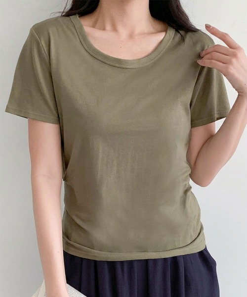 LOWO(ロワ)の「【M/Lサイズ展開】伸縮性抜群!サイドギャザークルーネックカットソー(Tシャツ/カットソー・レディース・ブラック/グレー/ホワイト/ブラウン/カーキ・L/M)」の10枚目の写真