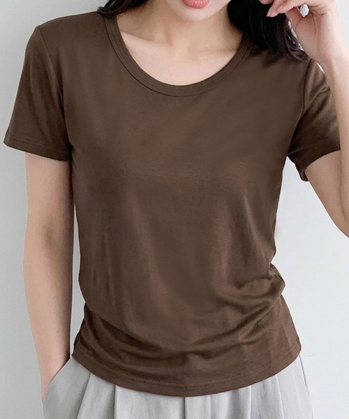 LOWO(ロワ)の「【M/Lサイズ展開】伸縮性抜群!サイドギャザークルーネックカットソー(Tシャツ/カットソー・レディース・ブラック/グレー/ホワイト/ブラウン/カーキ・L/M)」の11枚目の写真