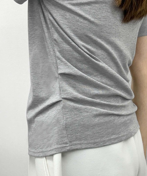 LOWO(ロワ)の「【M/Lサイズ展開】伸縮性抜群!サイドギャザークルーネックカットソー(Tシャツ/カットソー・レディース・ブラック/グレー/ホワイト/ブラウン/カーキ・L/M)」の20枚目の写真