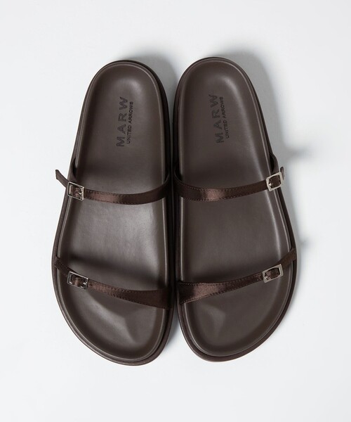 MARW UNITED ARROWS(マルゥ ユナイテッドアローズ)の「<MARW UNITED ARROWS+ODETTE E ODILE>フット 2ベルト サンダル(サンダル・レディース・ダークブラウン/ブラック・23cm/23.5cm/24cm/25cm/24.5cm/22cm/22.5cm)」の1枚目の写真