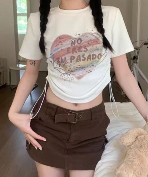 Teem Store(チームストア)の「フロントプリントサイドギャザーTシャツ ショート丈 ピチT(Tシャツ/カットソー・レディース・アイボリー/ホワイト・M/S)」の11枚目の写真
