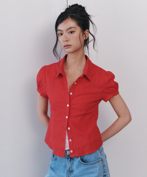CURETTY（キュリティ）の「C COTTON JACQUARD HALF BLOUSE_RED（シャツ/ブラウス・レディース・レッド・SMALL）」の2枚目の写真
