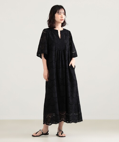 Demi-Luxe BEAMS(デミルクス ビームス)の「ne Quittez pas / ドット へムラ刺繍 ドレス(ワンピース・レディース・ブラック・MEDIUM)」の1枚目の写真