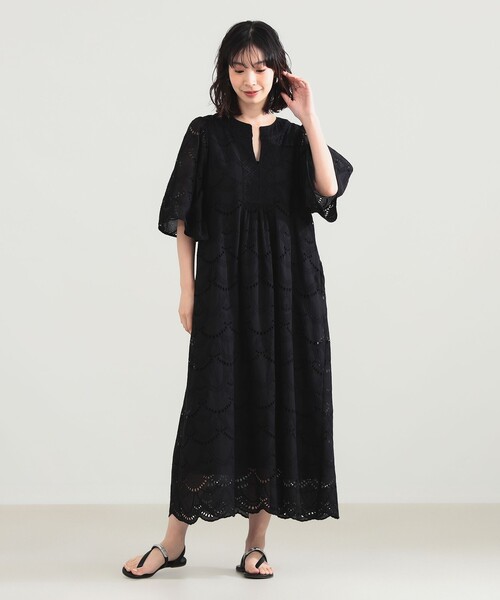 Demi-Luxe BEAMS(デミルクス ビームス)の「ne Quittez pas / ドット へムラ刺繍 ドレス(ワンピース・レディース・ブラック・MEDIUM)」の3枚目の写真