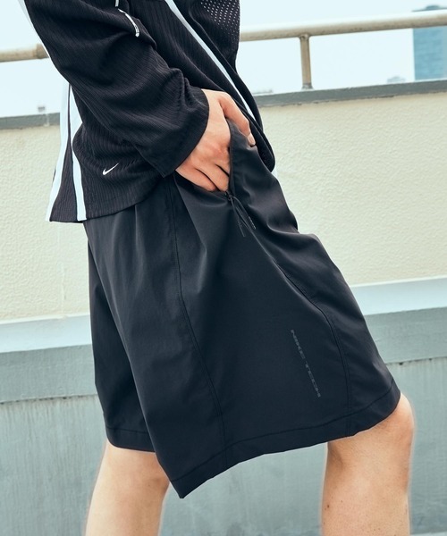 NIKE（ナイキ）の「ナイキ テック ヘリオス メンズ Dri-FIT ショート