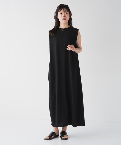Nunc.(ヌンク)の「ノルディスノースリーブワンピース(ワンピース・レディース・チャコールグレー/ダークブラウン/ブラック・FREE)」の2枚目の写真