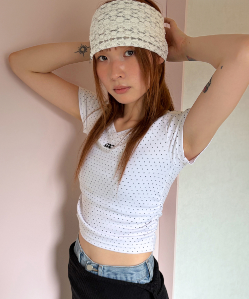 ドットシャーリングVネックスリム半袖Tシャツホワイト（Tシャツ